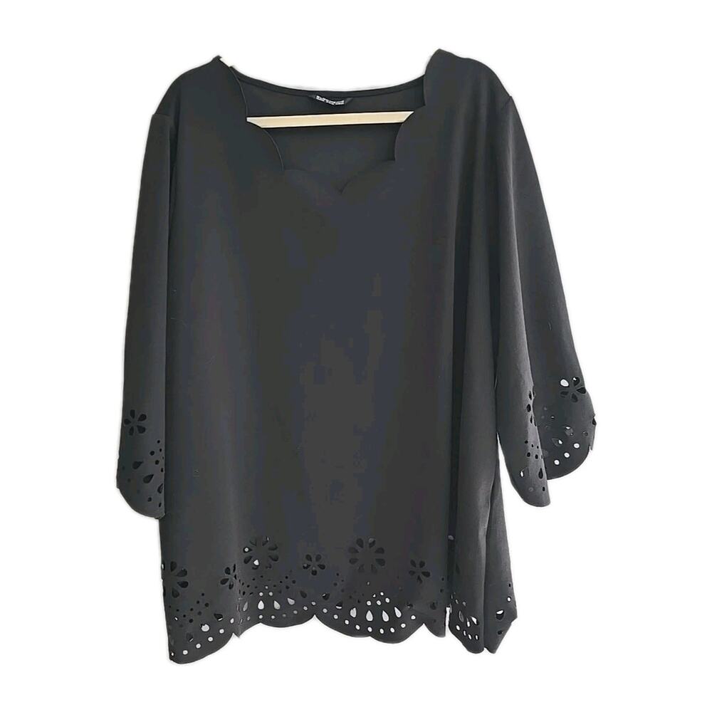 Bloomchic Black Floral Laser Cut Scallop Neck 3/4 Sleeve Top Womans Size‎ 22-24